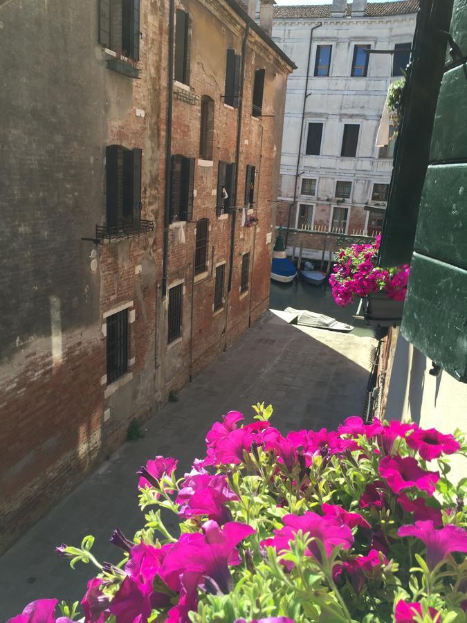 B&B Al Pozzo Di Luce Venesia Bagian luar foto