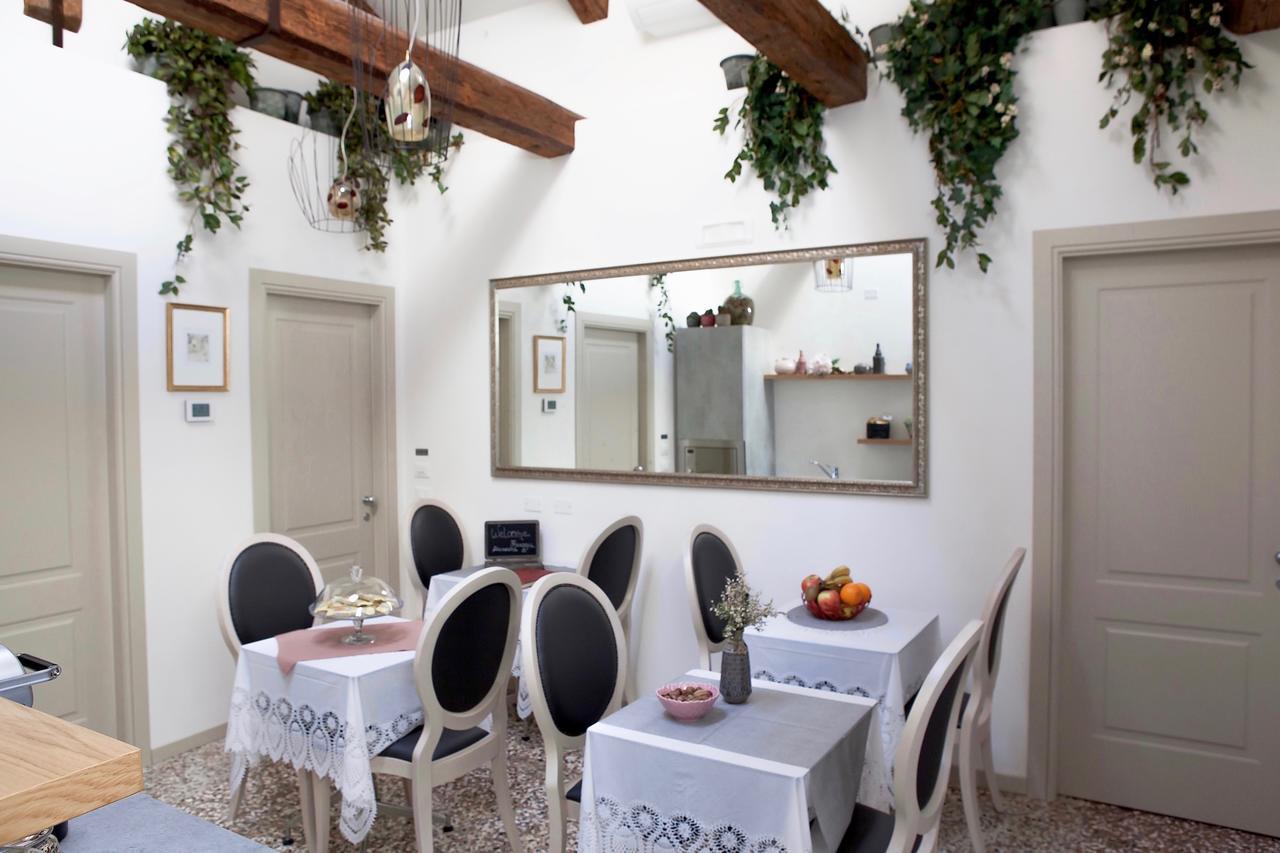 B&B Al Pozzo Di Luce Venesia Bagian luar foto