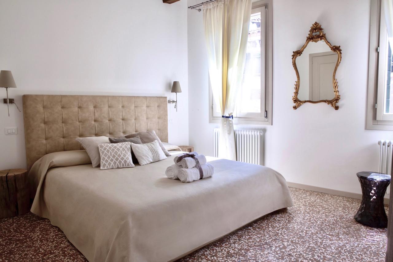 B&B Al Pozzo Di Luce Venesia Bagian luar foto